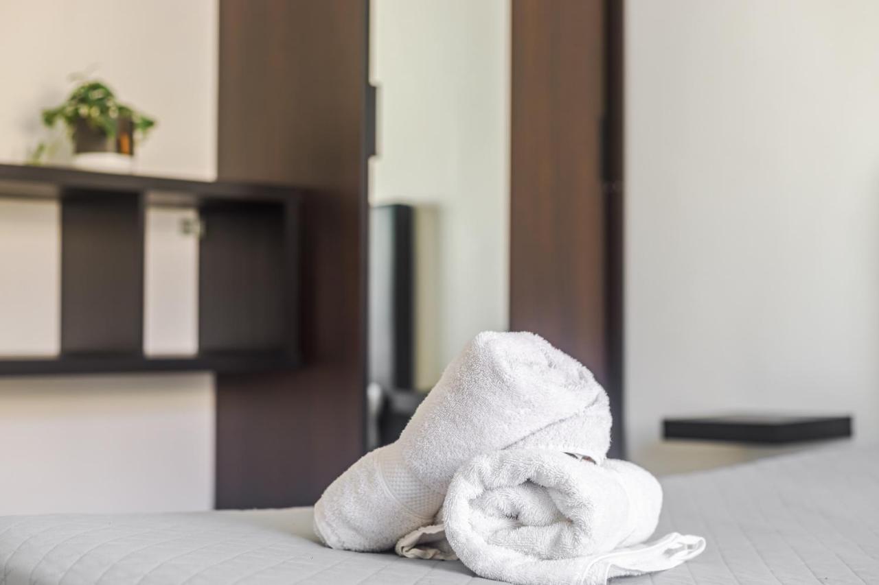 Sleeptubal Moderne Accommodatie Alhos Vedros エクステリア 写真
