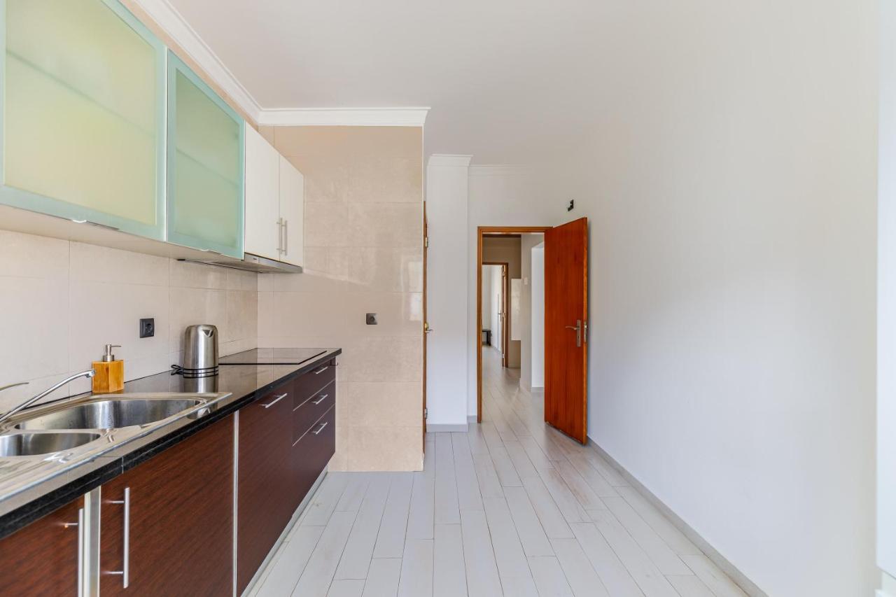 Sleeptubal Moderne Accommodatie Alhos Vedros エクステリア 写真